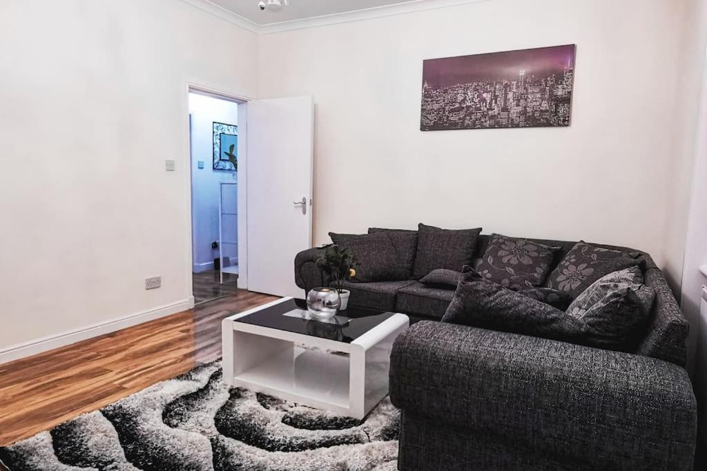 Glasgow Southside: Cosy 2 Bedroom Apartment Luaran gambar